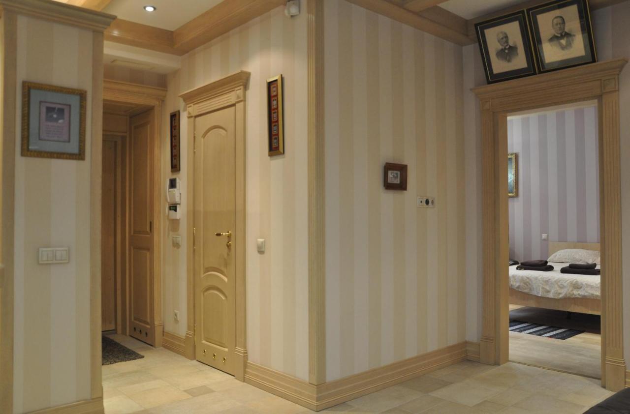Apartments In Lviv Center Екстериор снимка
